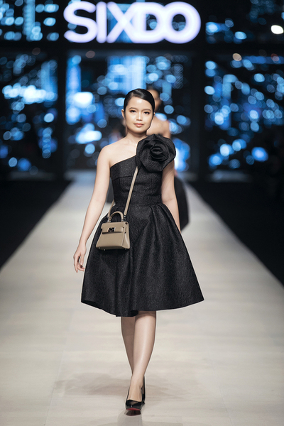 fashion-show 194SIXDO photo KIENGCANTEAM (1).jpg